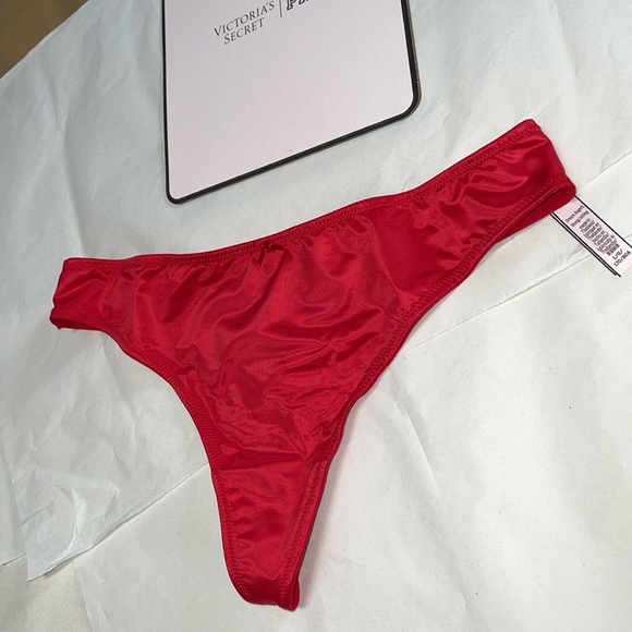 (L) Victoria’s Secret Red THONG Bells Panty Underwear - Picture 2 of 9